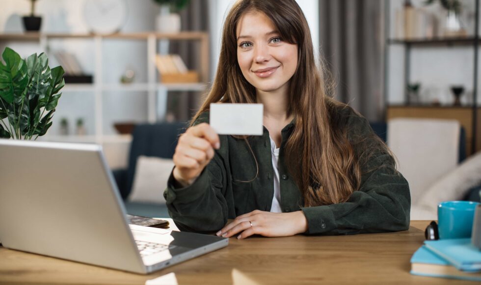 İsi̇m - Soy İsi̇m Deği̇şi̇kli̇ği̇ Mümkün Müdür?