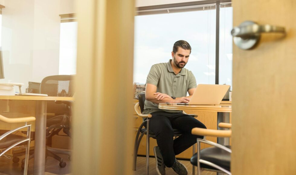 Şirket Kurulumu Yoluyla Çalışma İzni Alma Süreci