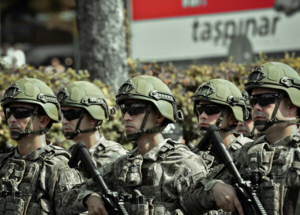 18 Yaşından Küçükken Türk Vatandaşlığını Kazananların Askerlik Yükümlülüğü ve Muafiyet Durumu