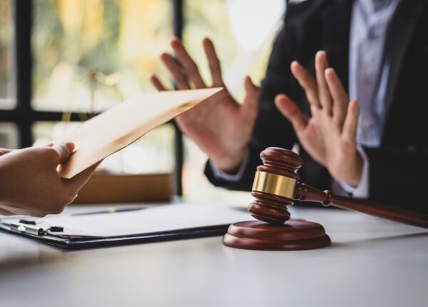 Cumhurbaşkanına Hakaret Suçu Nedir? TCK 299